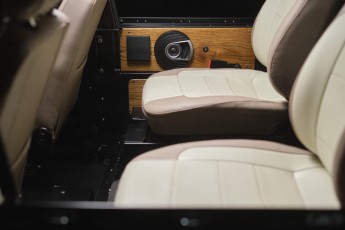 2A-035-Convertible-Mercedes-G-250-083813