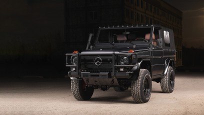 1-002-Convertible-Mercedes-G-250-091085