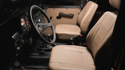 1-003-Convertible-Mercedes-G-250-091085