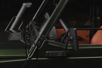 2A-011-Convertible-Mercedes-G-250-076192