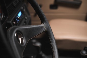 2A-024-Convertible-Mercedes-G-250-091085