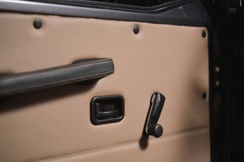 2A-028-Convertible-Mercedes-G-250-091085