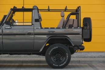 2B-007-Convertible-Mercedes-G-250-091085