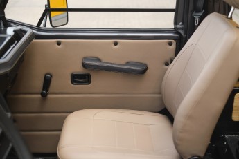 2B-033-Convertible-Mercedes-G-250-091085