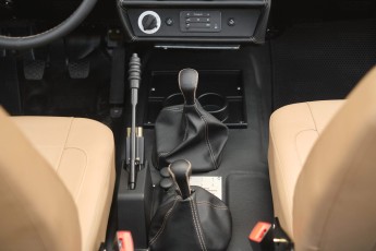 2B-037-Convertible-Mercedes-G-250-091085