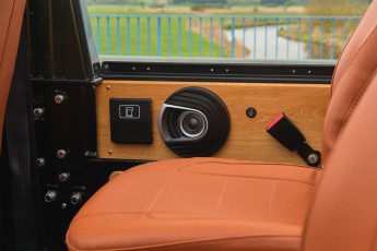 2B-042-Convertible-Mercedes-G-250-076192