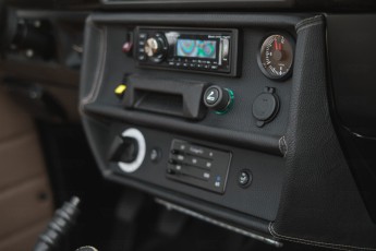 2B-042-Convertible-Mercedes-G-250-091085