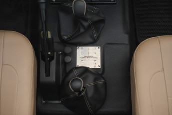 2B-045-Convertible-Mercedes-G-250-091085