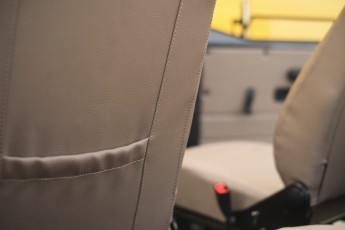 2B-047-Convertible-Mercedes-G-250-091085