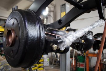 3-031-Convertible-Mercedes-G-250-091085