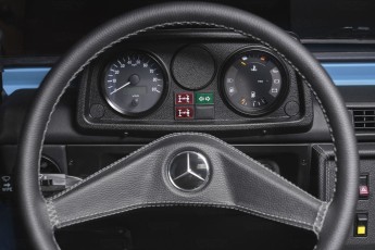 2A-024-Convertible-Mercedes-G-250-086670