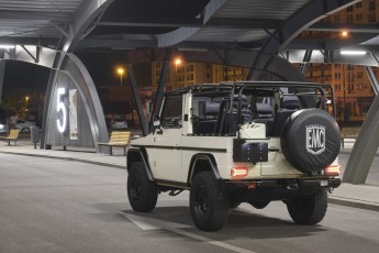 2A-008-Convertible-Mercedes-G-250-082571