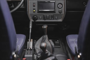 2A-024-Convertible-Mercedes-G-250-082571