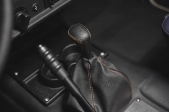 2A-031-Convertible-Mercedes-G-250-082571