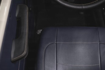 2A-032-Convertible-Mercedes-G-250-082571