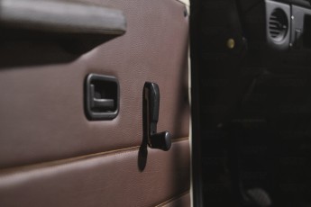 2A-030-Convertible-Mercedes-G-250-080095_2