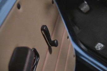 2A-035-Convertible-Mercedes-G-250-082761