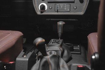 2A-038-Convertible-Mercedes-G-250-080095_2