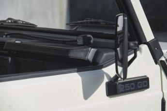 2B-011-Convertible-Mercedes-G-250-080095_1