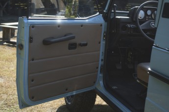 2B-027-Convertible-Mercedes-G-250-082761