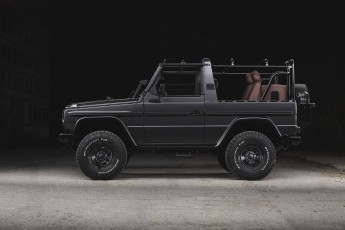 1-002-Convertible-Mercedes-G-250-076910