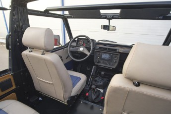 2B-031-Convertible-Mercedes-G-250-080723