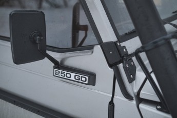 2B-013-Convertible-Mercedes-G-250-068235