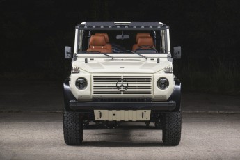 2A-005-Convertible-Mercedes-G-250-082283