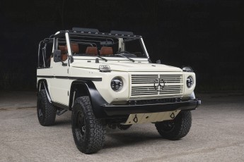 2A-008-Convertible-Mercedes-G-250-082283