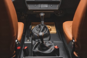 2A-032-Convertible-Mercedes-G-250-082283