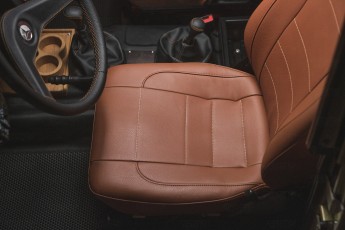 2A-034-Convertible-Mercedes-G-250-082283