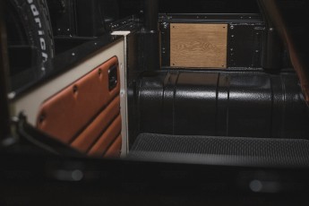 2A-044-Convertible-Mercedes-G-250-082283