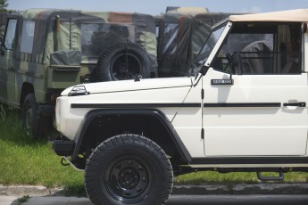 2B-007-Convertible-Mercedes-G-250-082283