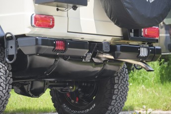 2B-014-Convertible-Mercedes-G-250-082283