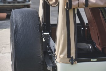 2B-022-Convertible-Mercedes-G-250-082283