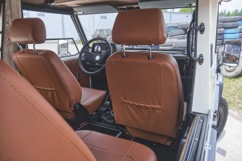 2B-029-Convertible-Mercedes-G-250-082283