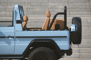 2B-012-Convertible-Mercedes-G-250-082249