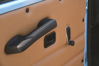 2B-037-Convertible-Mercedes-G-250-082249