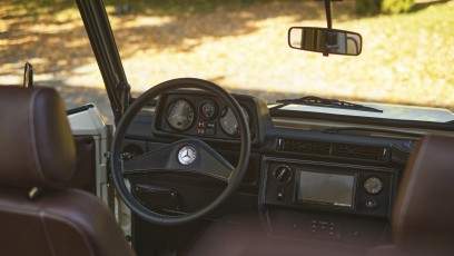 1-004-Convertible-Mercedes-G-250-082454