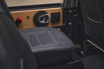 2B-038-Convertible-Mercedes-G-250-079220