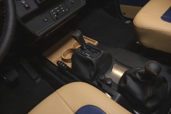 2A-022-Convertible-Mercedes-G-250-077295