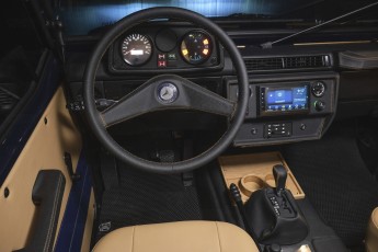 2A-025-Convertible-Mercedes-G-250-077295