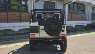 2B-004-Convertible-Mercedes-G-250-075226