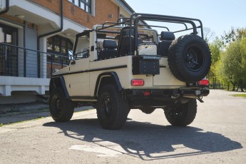 2B-007-Convertible-Mercedes-G-250-075226
