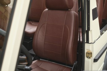 2B-031-Convertible-Mercedes-G-250-074657