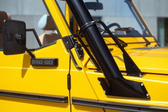 2B-015-Convertible-Mercedes-G-250-086101