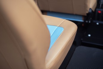 2B-043-Convertible-Mercedes-G-250-086101