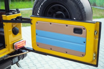 2B-046-Convertible-Mercedes-G-250-086101