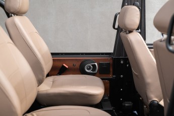 2B-022-Convertible-Mercedes-G-250-084865