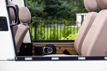 2B-029-Convertible-Mercedes-G-250-067601_s